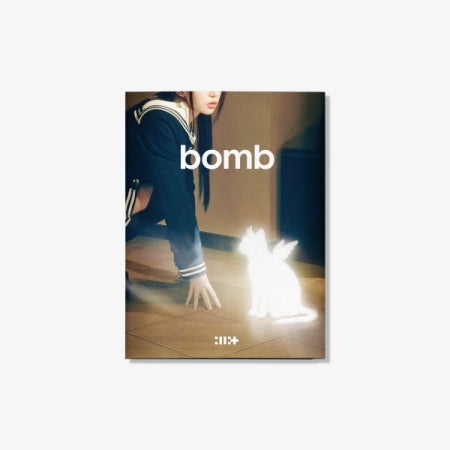 ILLIT - ミニ 3集 [ bomb (Weverse Albums ver.) ]